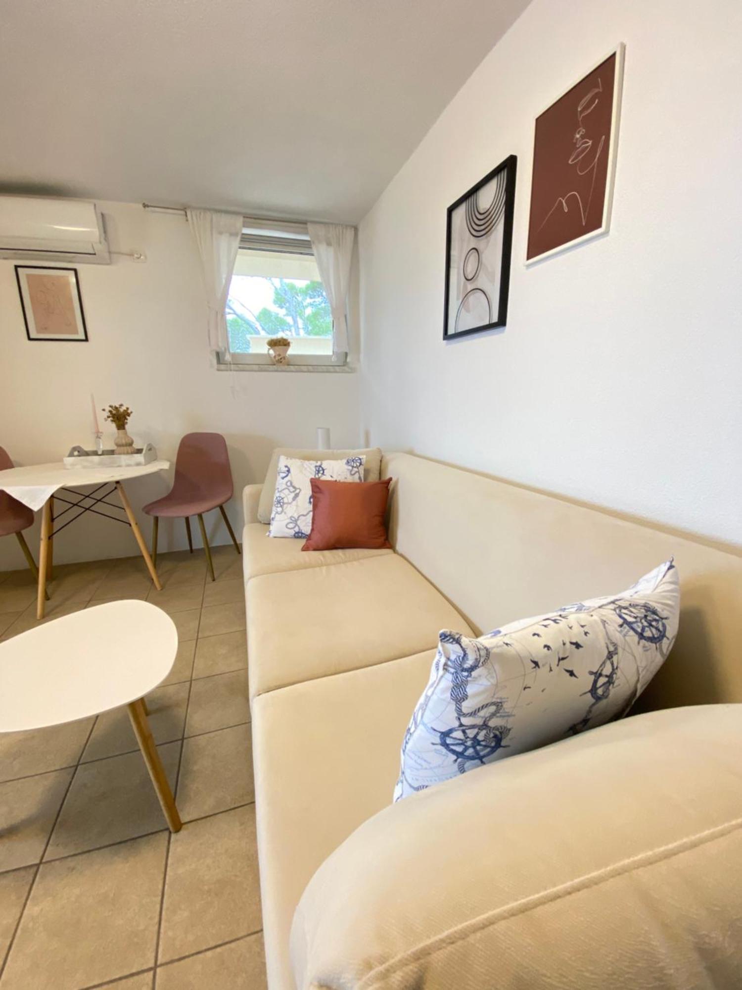 Grim Apartment Brela